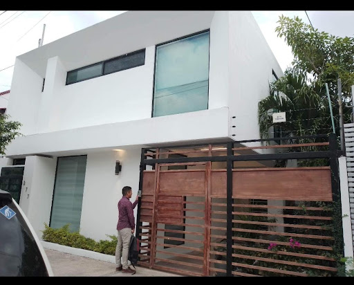 Odontologo Mauricio García