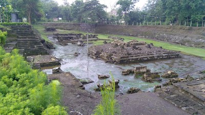 Photos of Candi Kedulan
