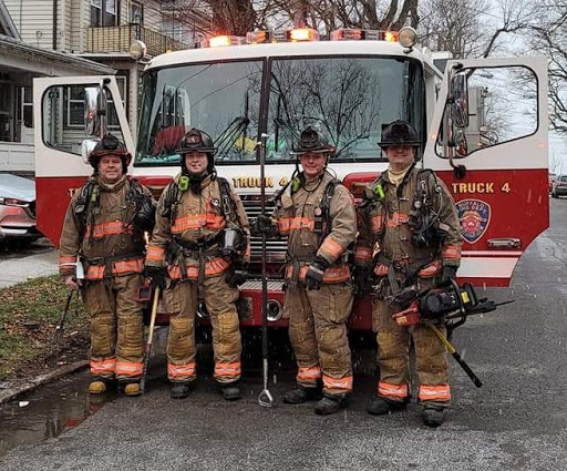 Buffalo Fire Station E37/L4/4th Batt - Thumbnail