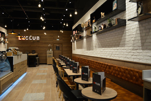 Photo 2 - Le Club Café