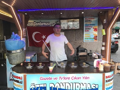 Assos Dondurmacısı Yahya Usta