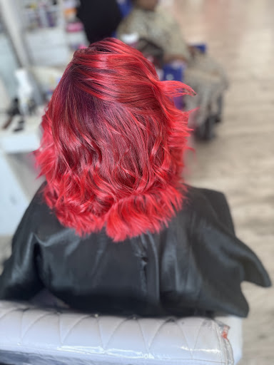 RoyalTee Hair Studio LLC Gallery - United States