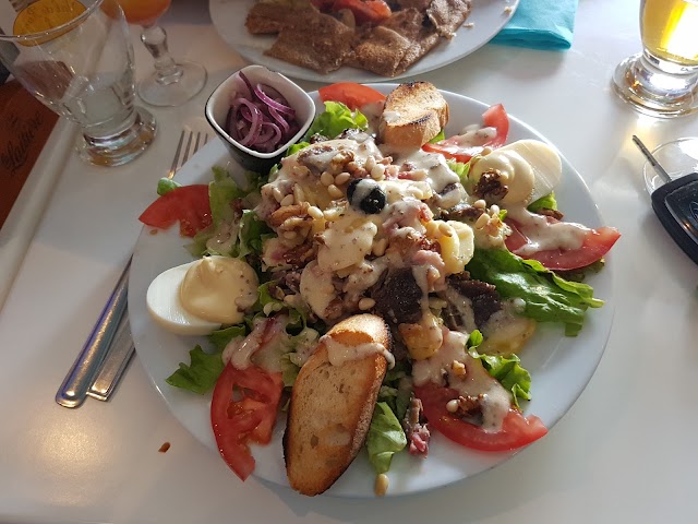 Le Café Bleu