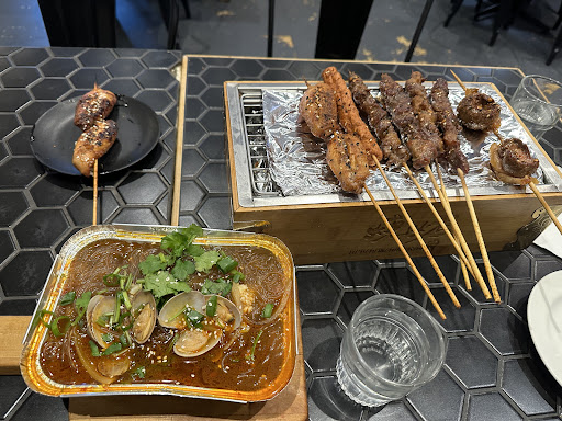 有串有饭 Chinese BBQ Restaurant - Thumbnail