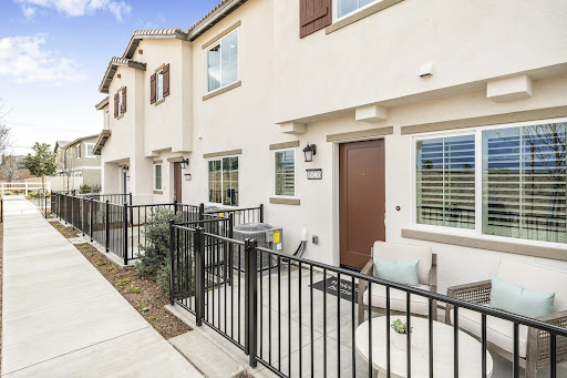 Highgrove Town Center by Lennar