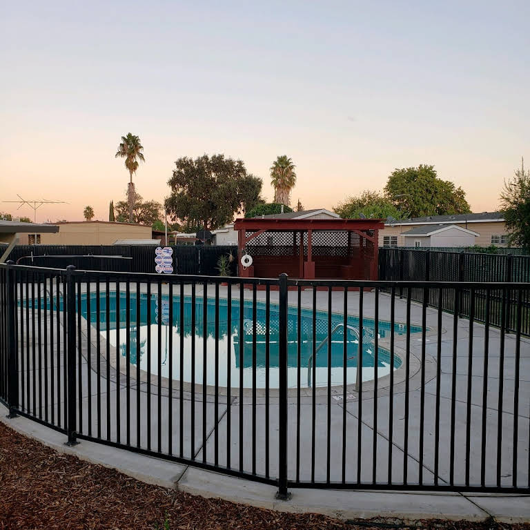 Idle Wheel Estates Mobile Home Park in Woodland, CA