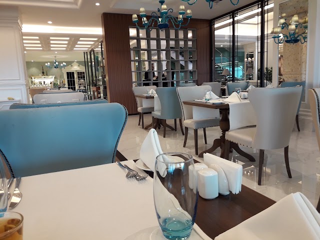 Kaya Ramada Plaza