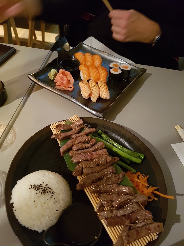 Hibagon Sushi & Grill
