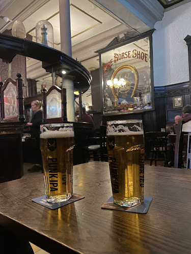 Reviews of Horseshoe Bar Glasgow in Glasgow - Pub