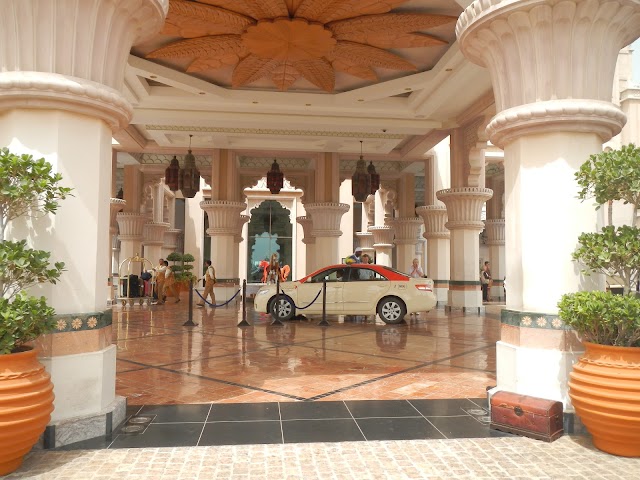 Al Qasr