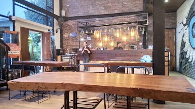 Photos of Go Rich Bar & Kitchen