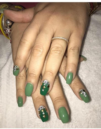 Color Nail