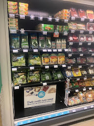 Photo n°12 de Carrefour Express à Cloyes-les-Trois-Rivières (Magasin d'alimentation bio)