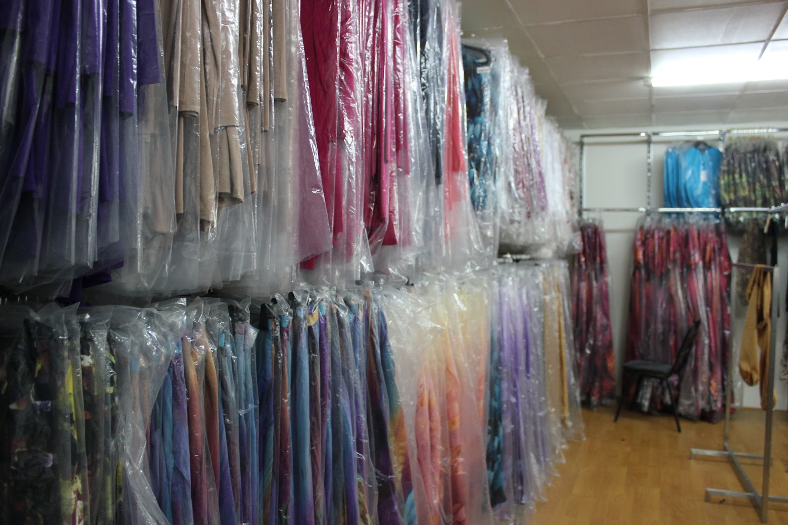 HMSN BOUTIQUE TRADING L.L.C | Manufacturer of Apparels and Wholesaler of Textiles - صورة 5