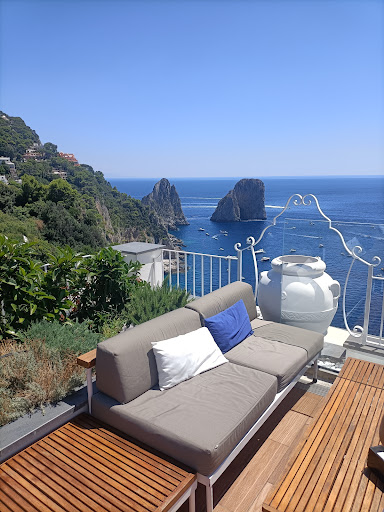 Capri Rooftop - Visual