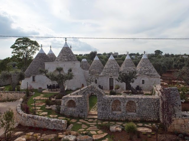 Trulli Arco Antico