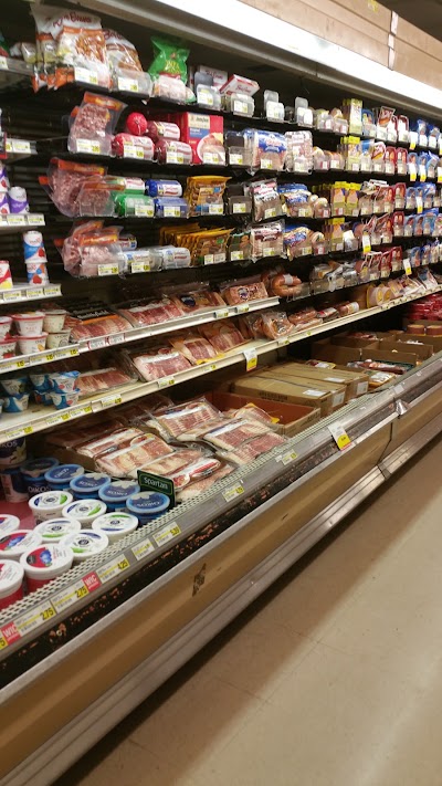 Photos of Vic's Supermarket