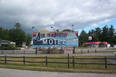 Photos of Sun 'n Snow Motel