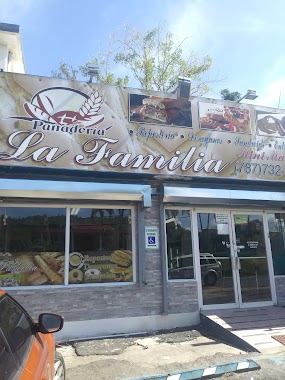 Panaderia La Familia, Author: EDWIN RIVERA RIVERA