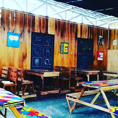 Photos of Pinggir Jalan Cafe & Resto