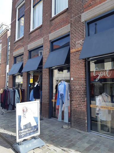 Soit Curvy Fashion