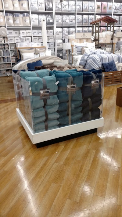 Bed Bath & Beyond