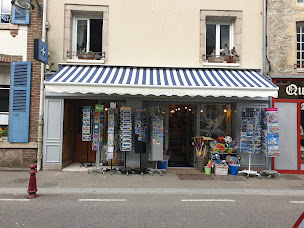Photo n°20 de Un Souvenir d'Escale à Saint-Vaast-la-Hougue (Boutique de cartes de vœux)