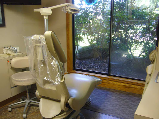 John D. Mann, DDS - Visual