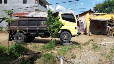 Photos of Hola Plaza