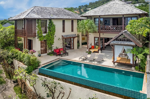 The RETREAT, Luxury, private, sea-view, 4-bed villa