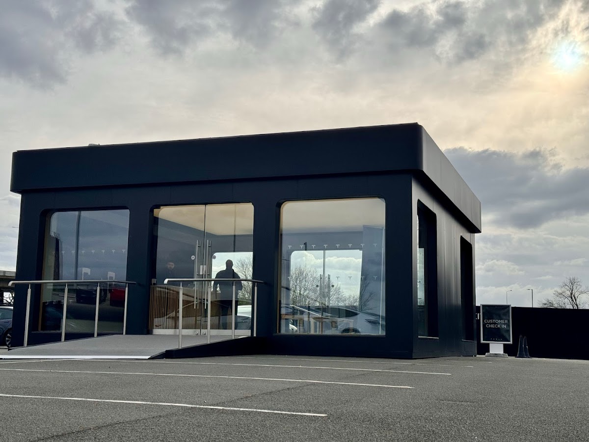 Tesla Brent Cross Collection Point