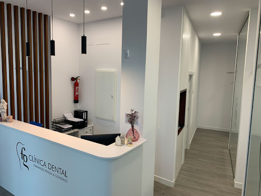 Clínica Dental Fernández Pineda & González