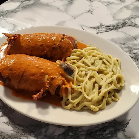 Laura's Cocina by null