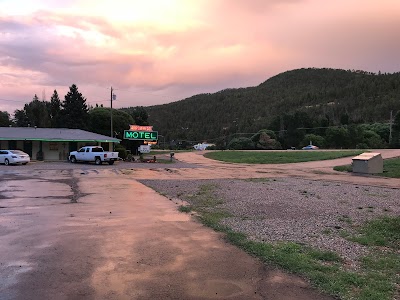 Arrowhead Motel & RV Park