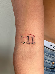 Photo n°10 de Galáteia Tattoo Studio à Bonson (Tatoueur)