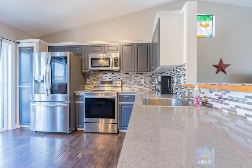Nicole Ellis, REALTOR | John L. Scott Market Center - Thumbnail