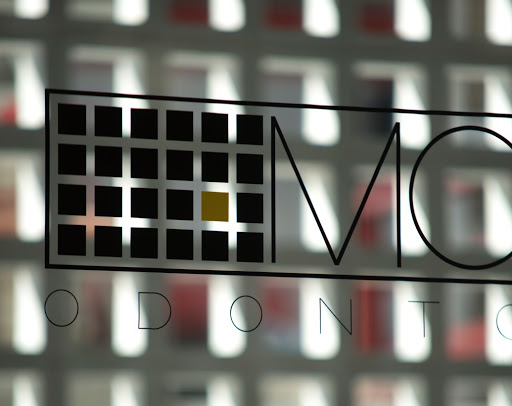 Mónica Serna - Clinica Dental