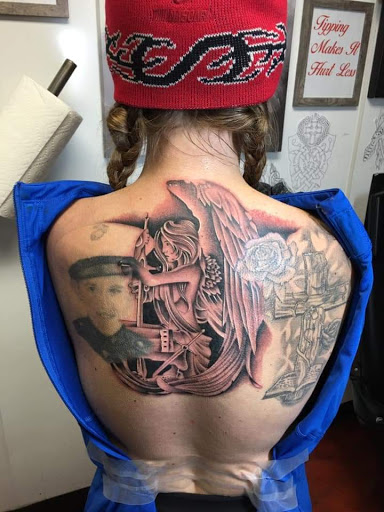 Studio 40 tattoo - Thumbnail