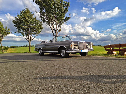 Klassische Automobile Schwarz