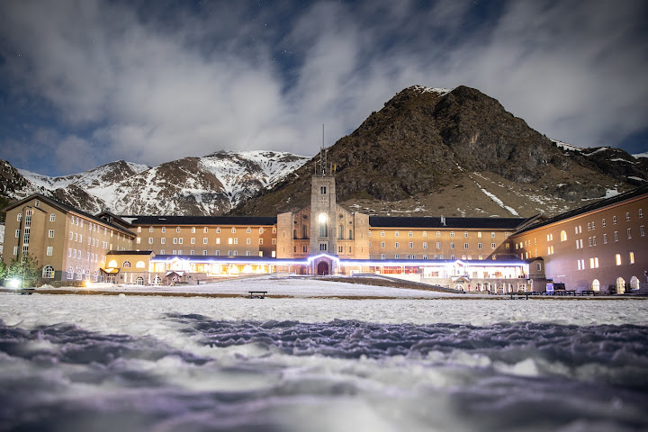 Hotel Vall de Núria by null