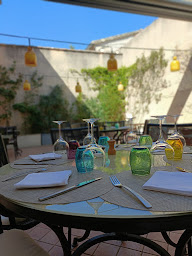 Photo n°35 de Restaurant L'Oustalet Maianen à Maillane (Restaurant français)