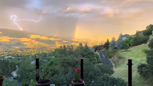Ashland,OR - Visual
