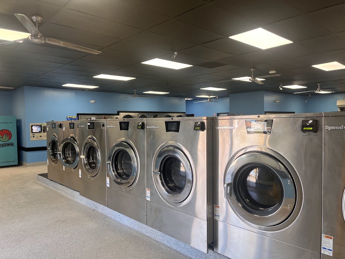 Self-service laundry at L A LAUNDROMAT, Baltimore, MD
