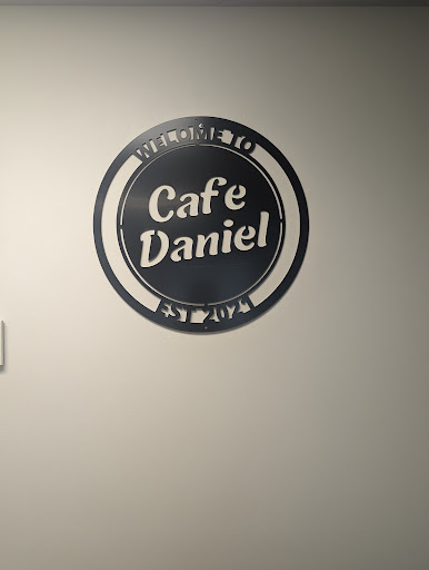 Cafe Daniel - Visual