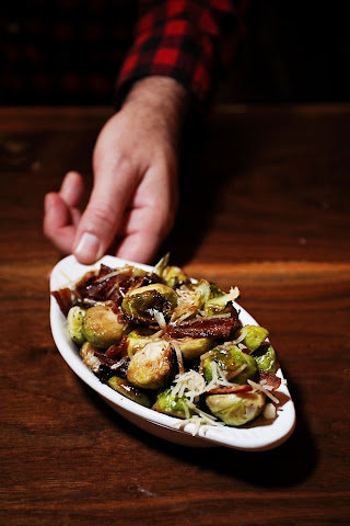 Pizzeria DeVille by null