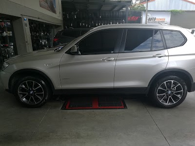 Photos of Mickey Thompson Colombia