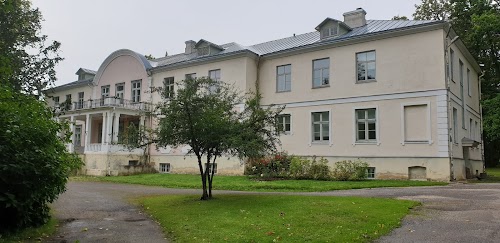 Luua Manor