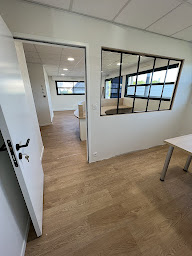 Photo n°17 de 360 Rénovation à Saint-Grégoire (Peintre en bâtiment)