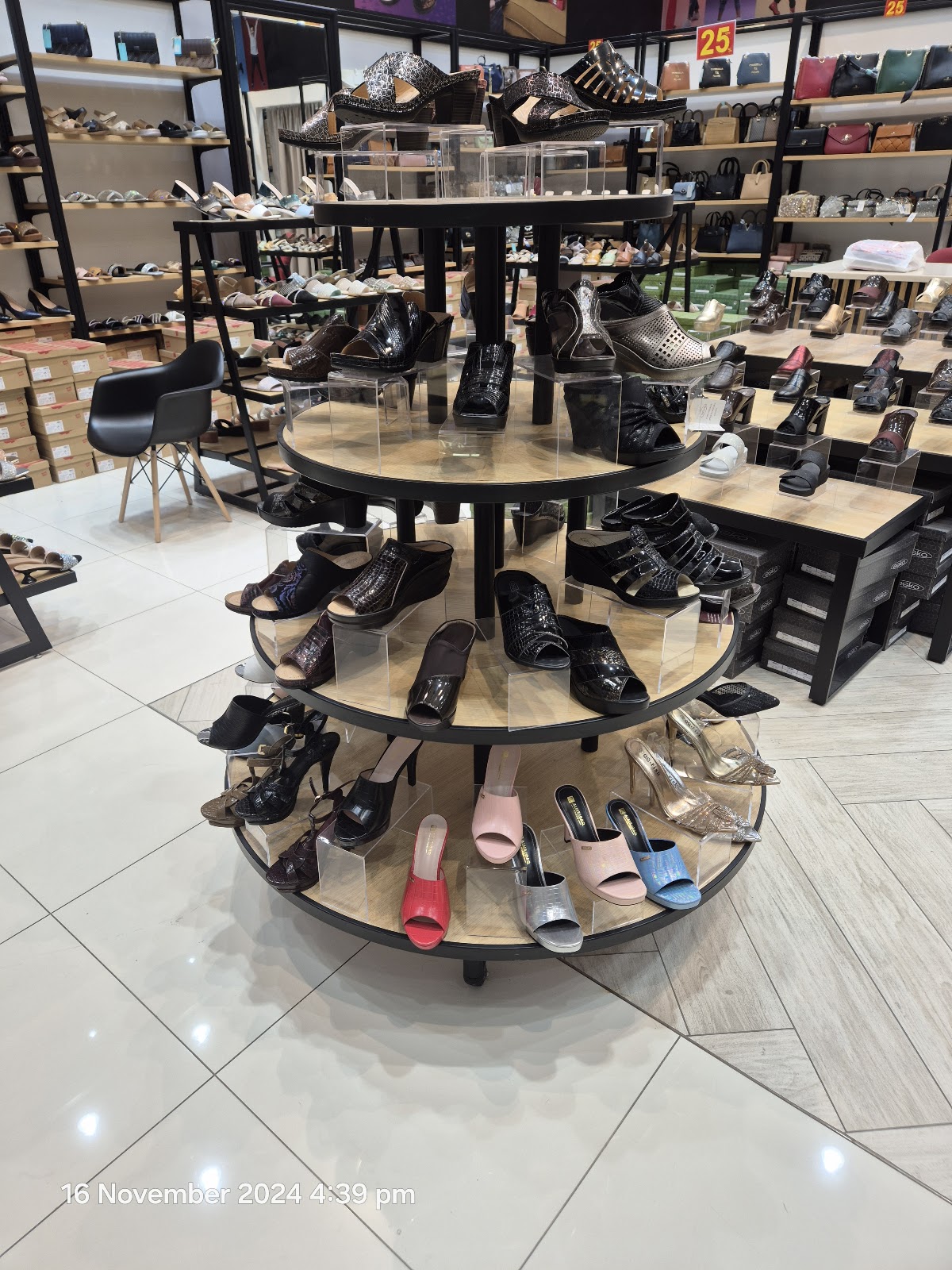 EGKO SHOES - MALL OF UAQ - صورة 3