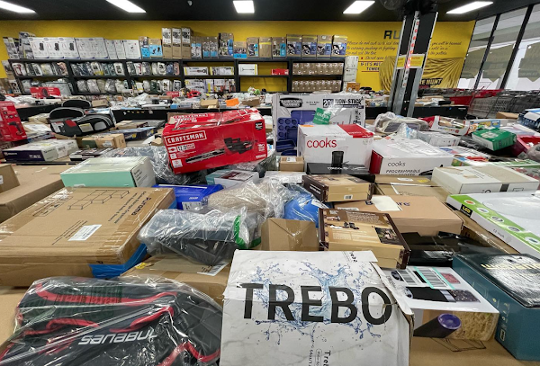 Treasure Hunt Liquidators Bin Mega Store photo 1